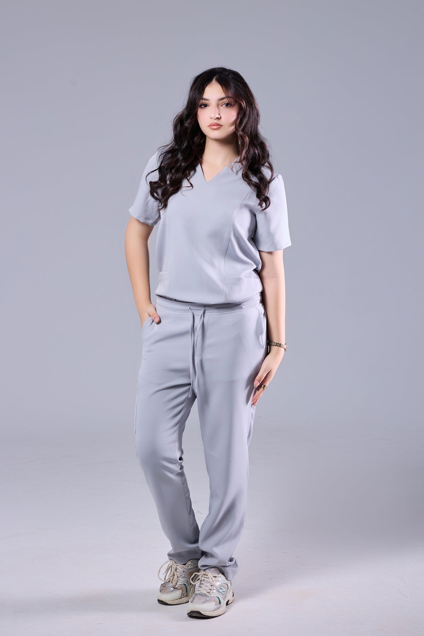 V NECK SCRUB